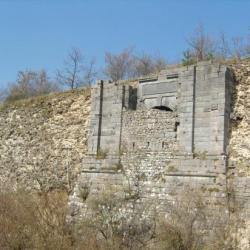 Fortification Vauban au Mont-d'Haurs.